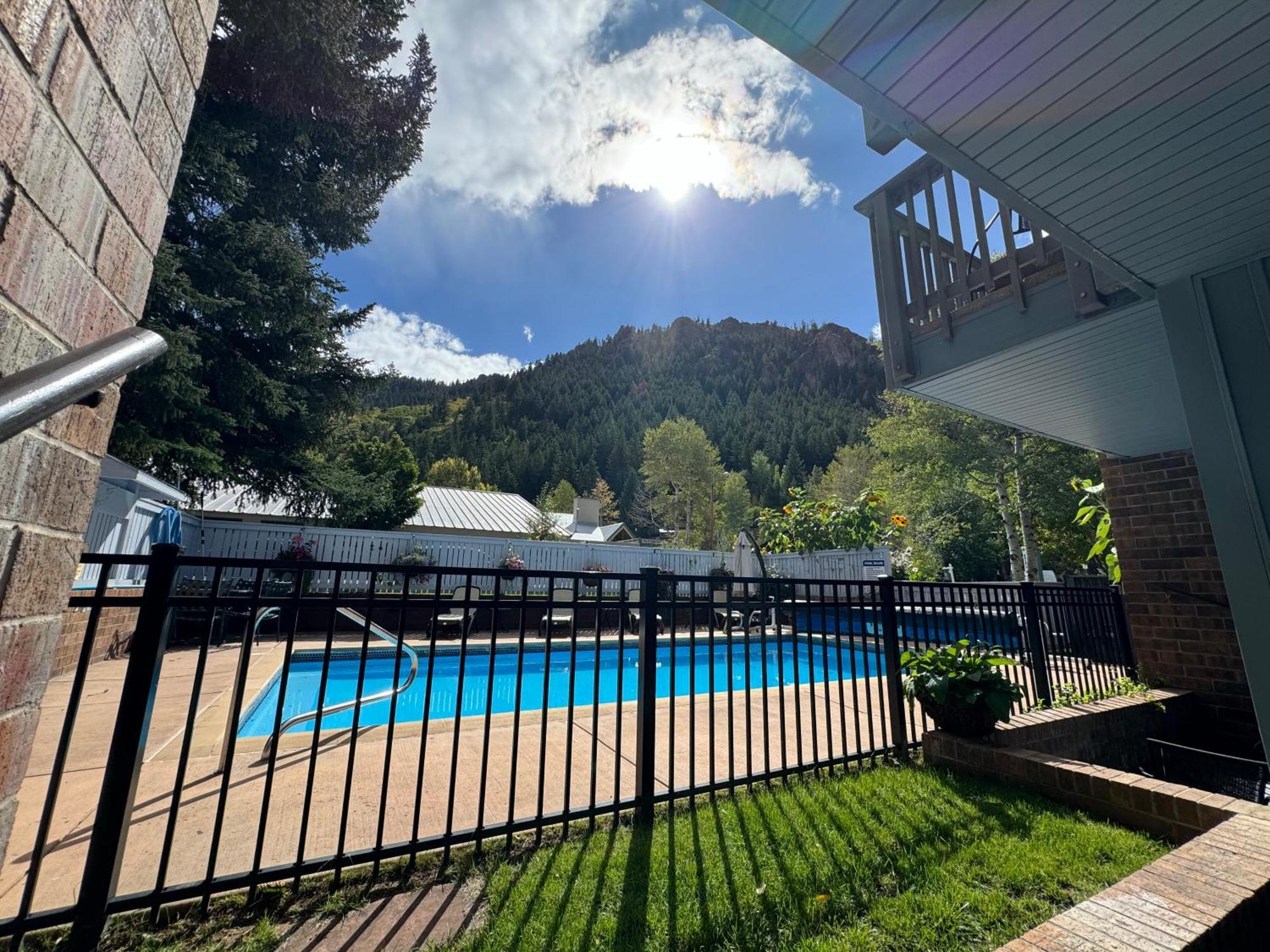 Lodge Shadow Mountain *